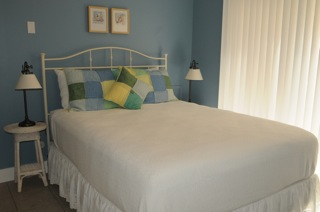 master bedroom queen