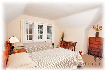2 nd bedroom twins 2 nd bedroom twins