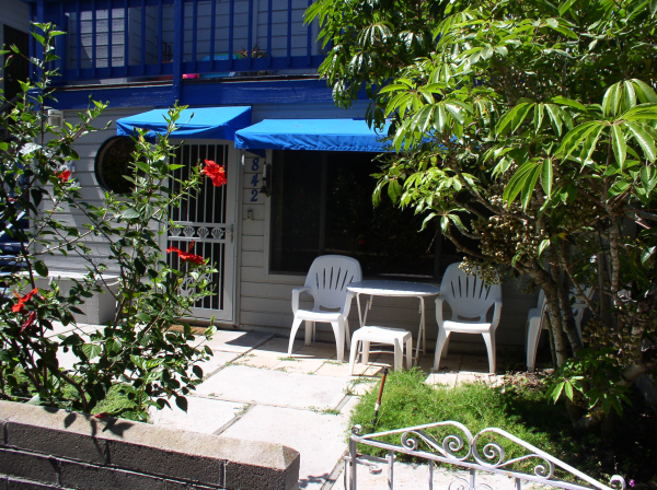 outside patio from sidewalk
