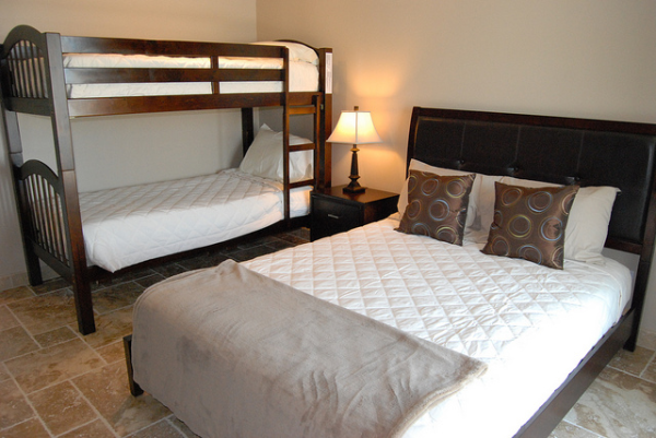 2nd bedroom queen w twim bunks 2nd bedroom queen w twim bunks